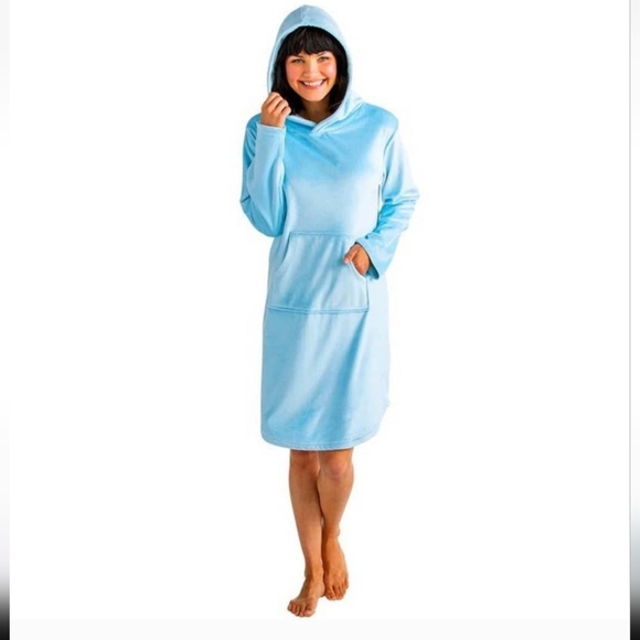 Softies shear Mink Women's Ultra Soft Hooded Snuggle Lounger with Kangaroo Pocke